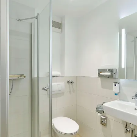 מלון Dorint Parkhotel זיגן