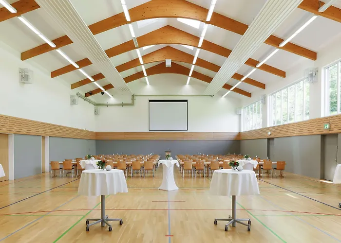 Dorint Parkhotel فندق